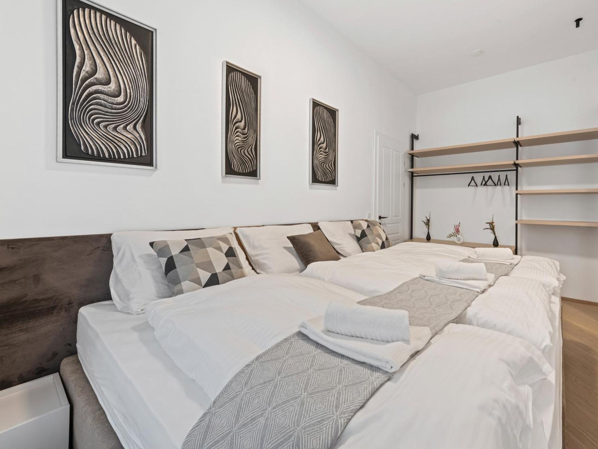 Gt7 Apartments District 9 - Managed By Sky9 Apartments Vienne Extérieur photo