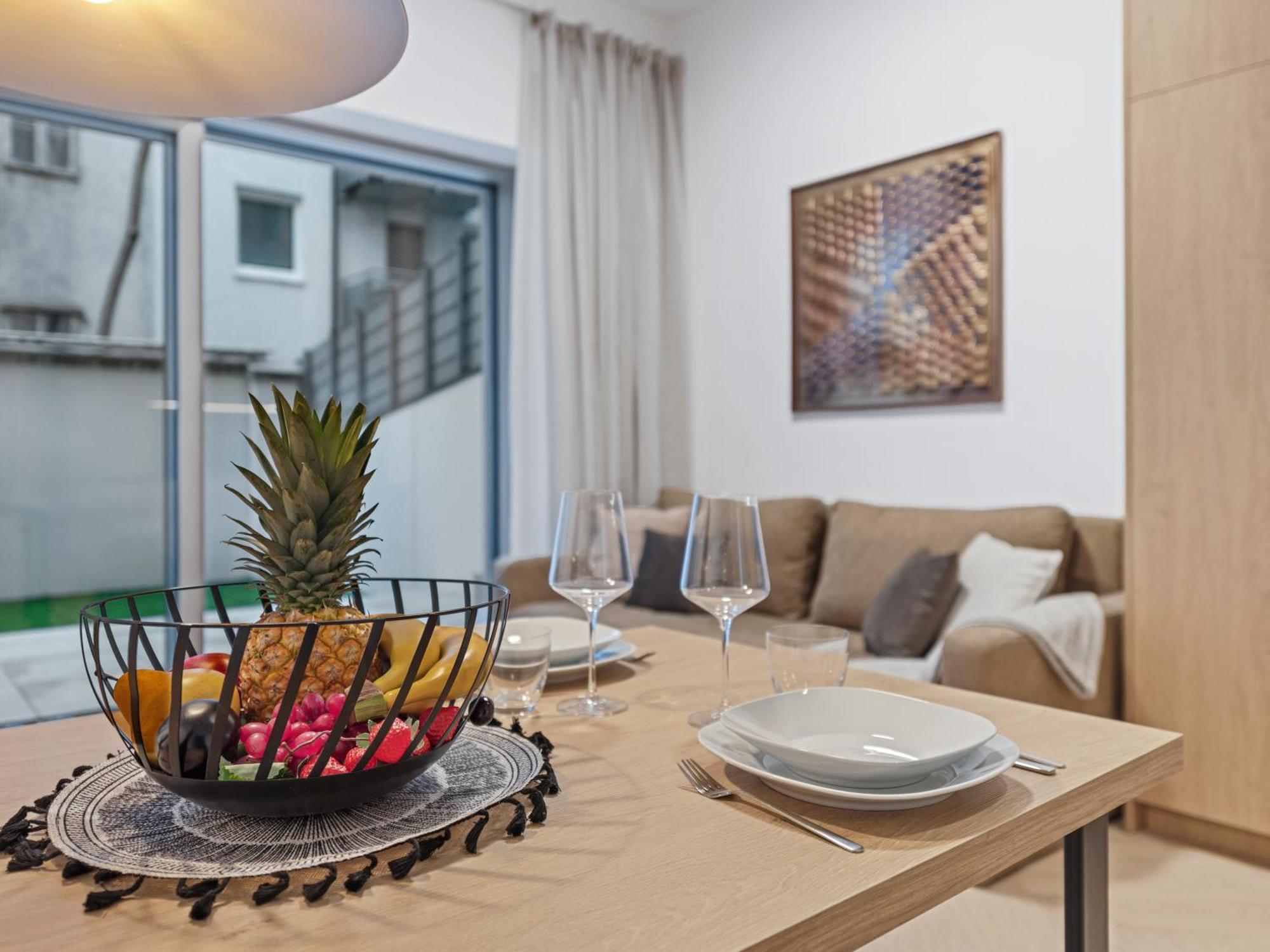 Gt7 Apartments District 9 - Managed By Sky9 Apartments Vienne Extérieur photo