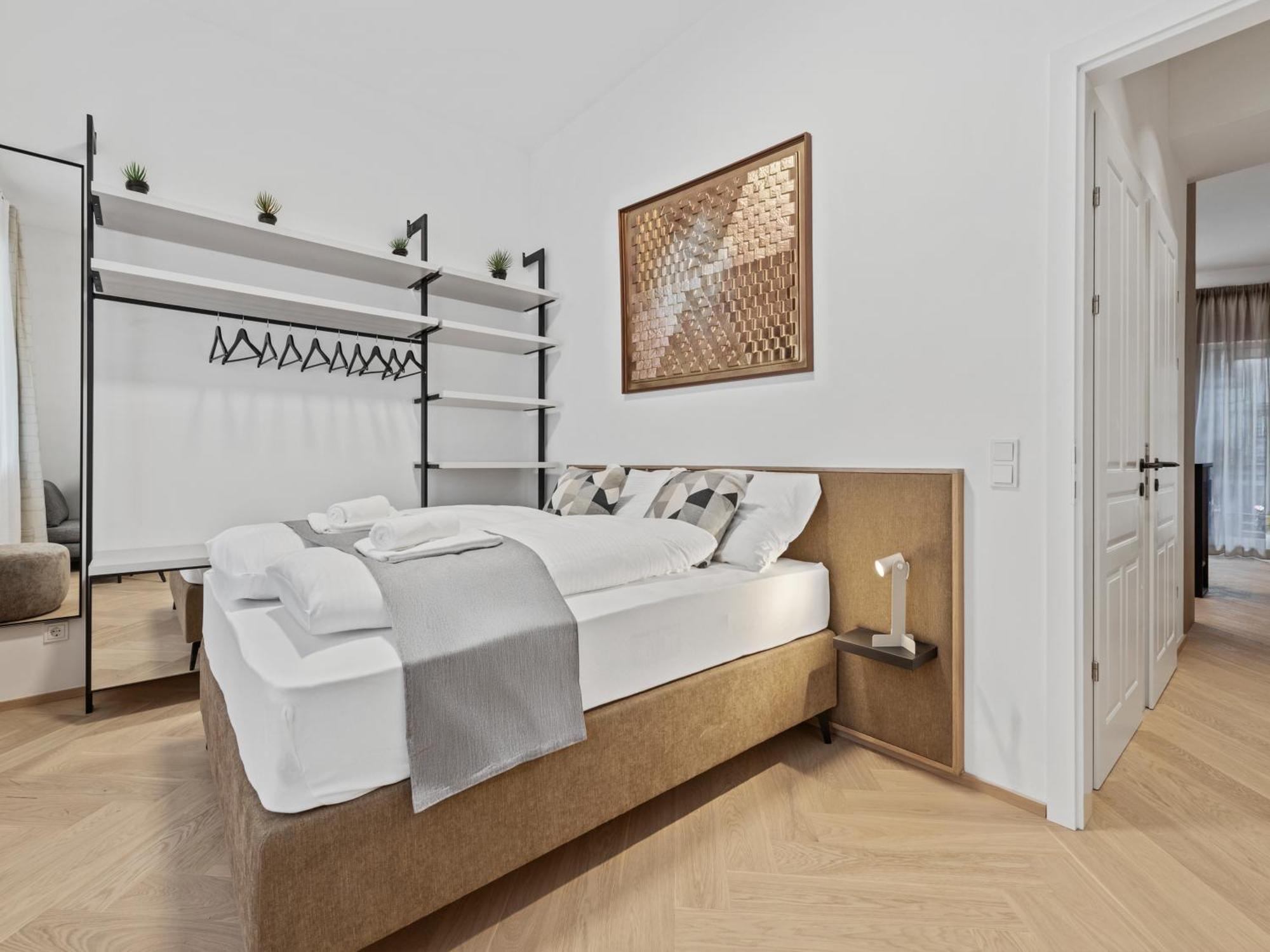 Gt7 Apartments District 9 - Managed By Sky9 Apartments Vienne Extérieur photo
